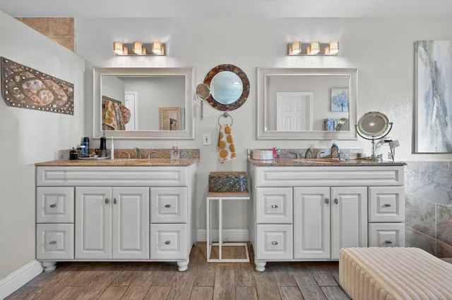 $1,925,000 | 12860 East Tokay Colony Road, Lodi, CA 95240