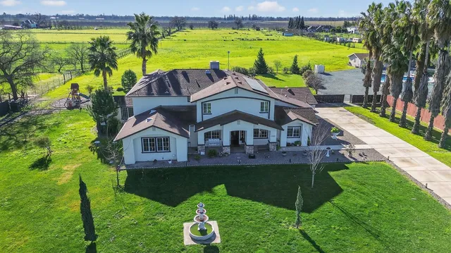 $1,925,000 | 12860 East Tokay Colony Road, Lodi, CA 95240