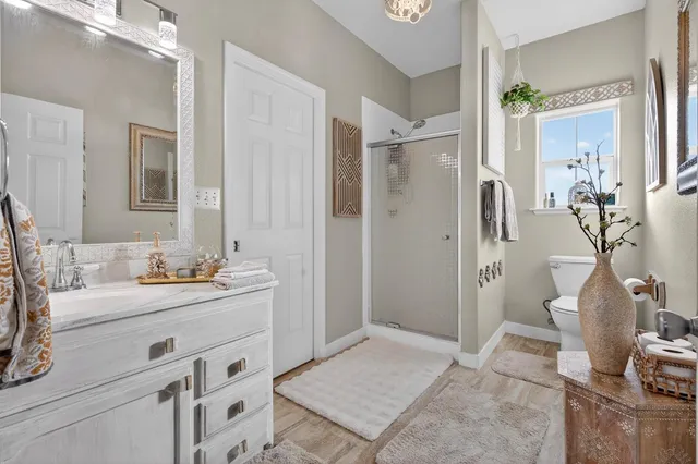 $1,925,000 | 12860 East Tokay Colony Road, Lodi, CA 95240