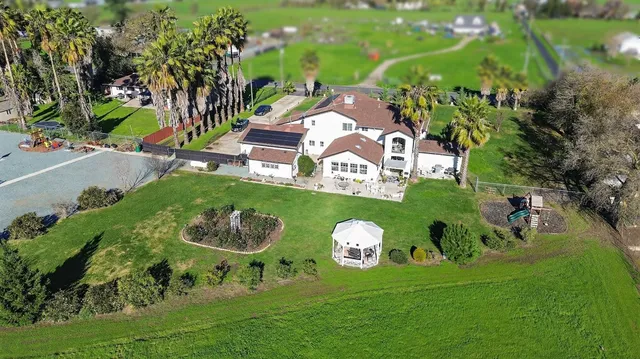 $1,925,000 | 12860 East Tokay Colony Road, Lodi, CA 95240