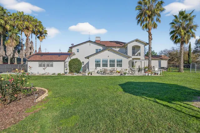 $1,925,000 | 12860 East Tokay Colony Road, Lodi, CA 95240