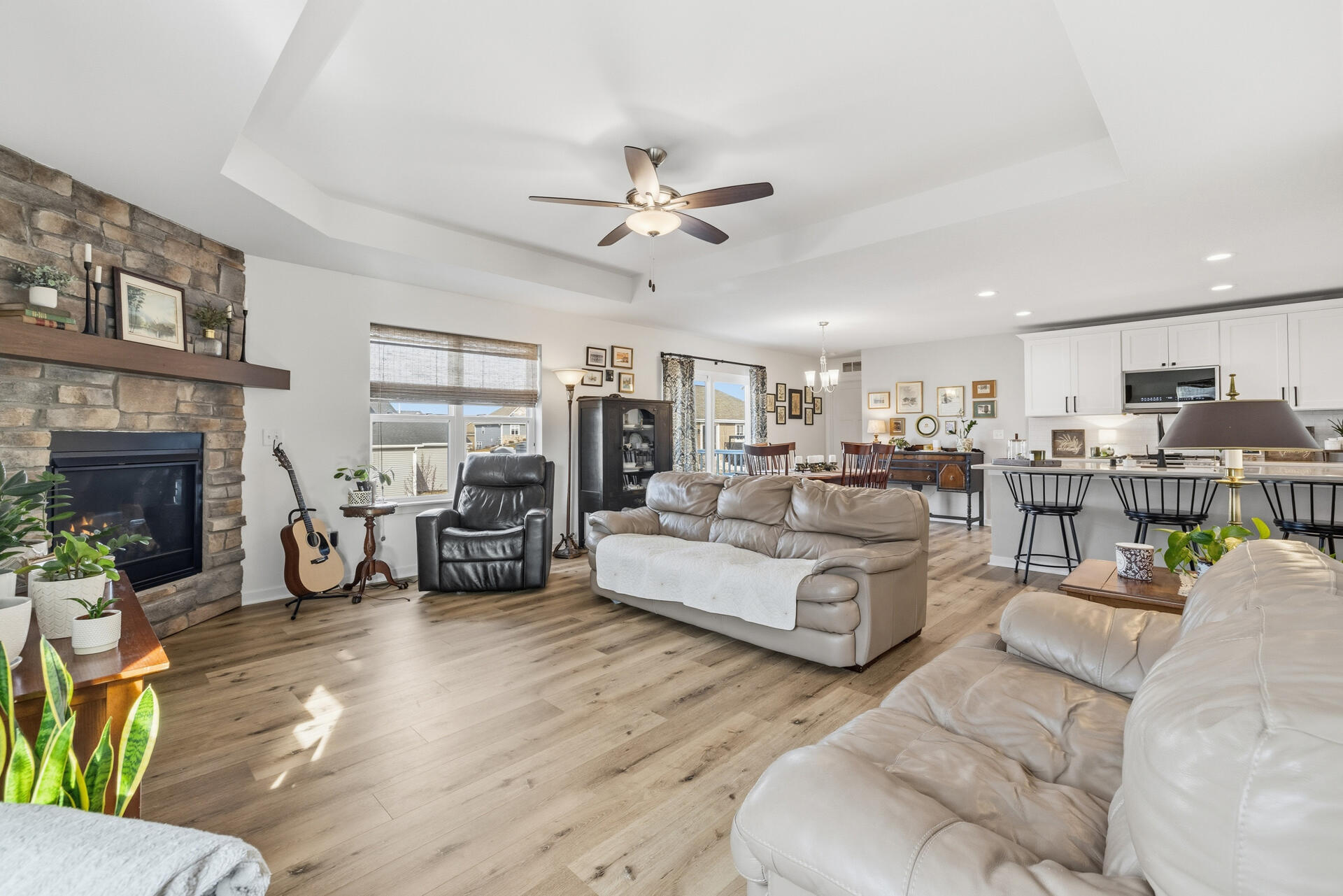 625 Mary Way Slinger, WI 53086 - Photo 12 of 29 3-Interior_625 Mary Way