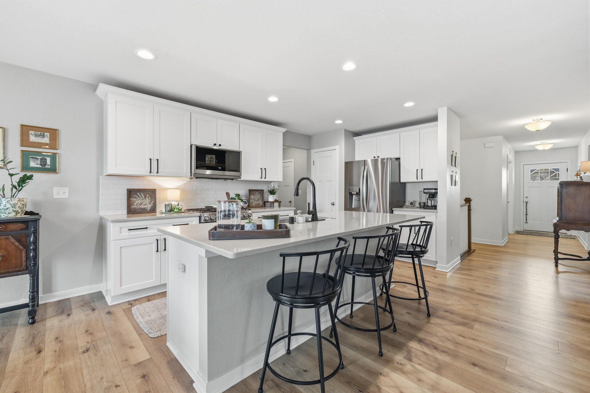 625 Mary Way Slinger, WI 53086 - Photo 15 of 29 6-Interior_625 Mary Way