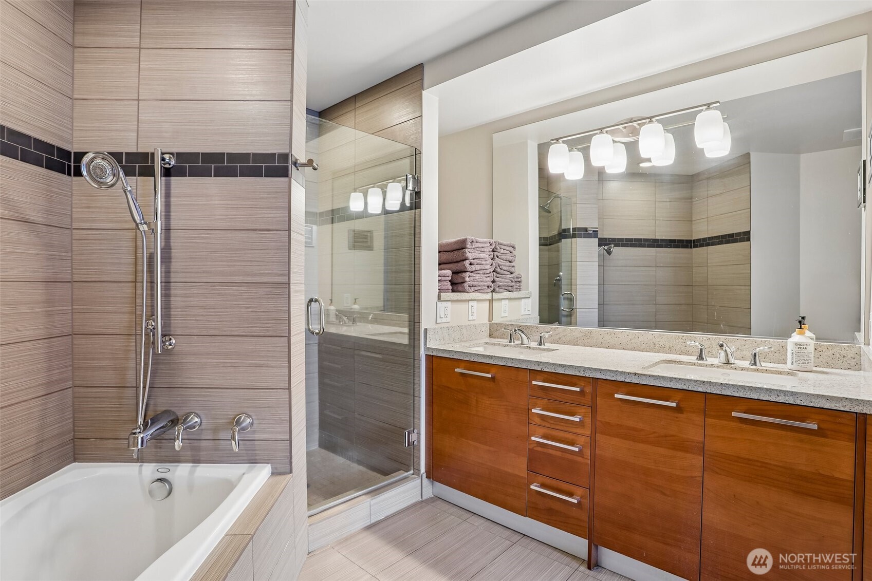 1920 4th Avenue, Unit 504 Seattle, WA 98101 - Photo 18 of 38