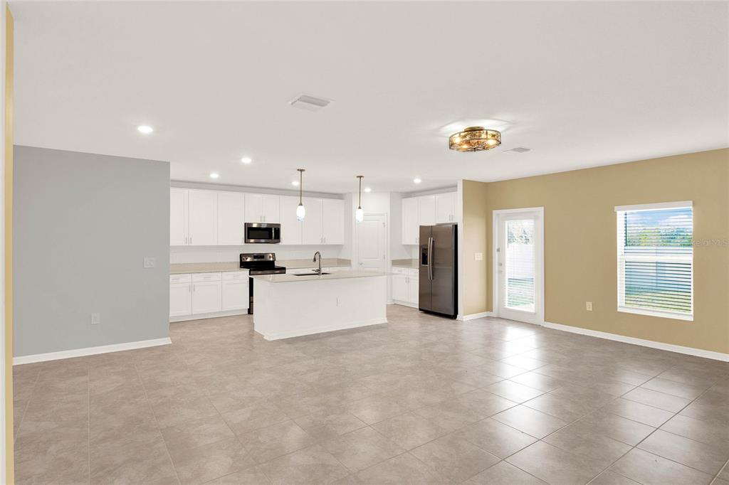 271 Inman Boulevard Winter Haven, FL 33881 - Photo 8 of 41
