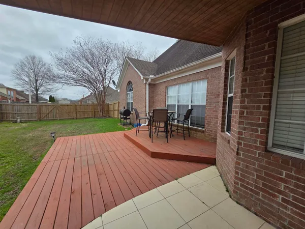 a outdoor view with a sitting space