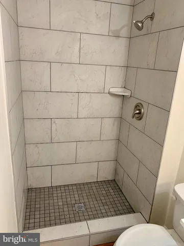 a bathroom with a toilet