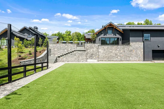 $13,950,000 | 1084 Wade Pasture Road, Stowe, VT 05672