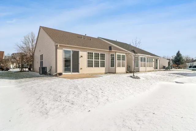 $339,000 | 12543 Castle Rock Drive, Huntley, IL 60142