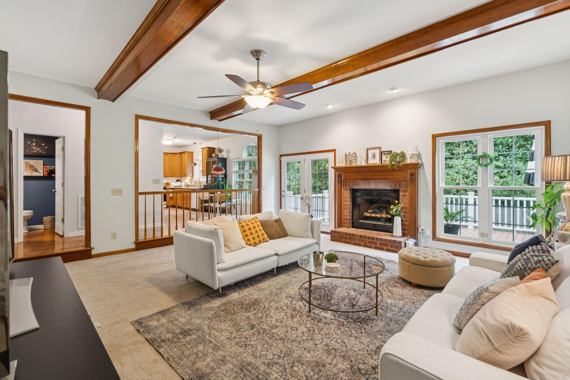 102 Winding Rock Road Goose Creek, SC 29445 - Photo 4 of 51 102WindingRockRd-KeenEyeMarketing-023