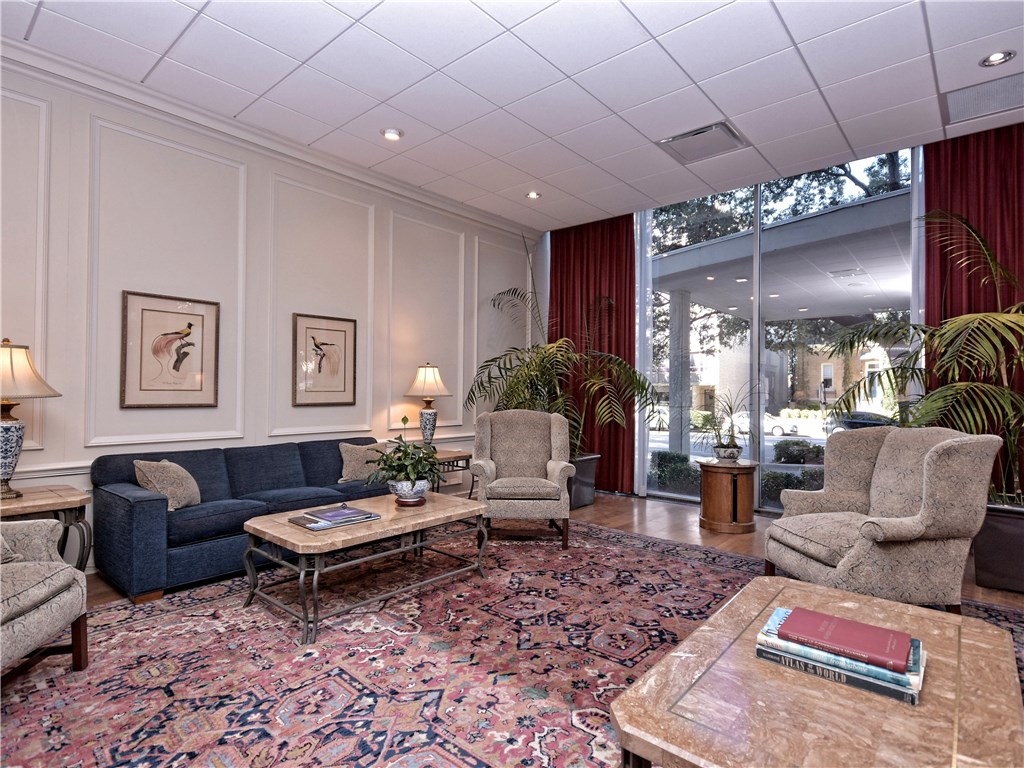 1801 Lavaca Street, Unit 11F Austin, TX 78701 - Photo 18 of 21