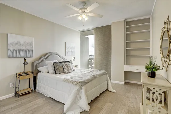 $2,500 | 1801 Lavaca Street, Unit 11F, Austin, TX 78701