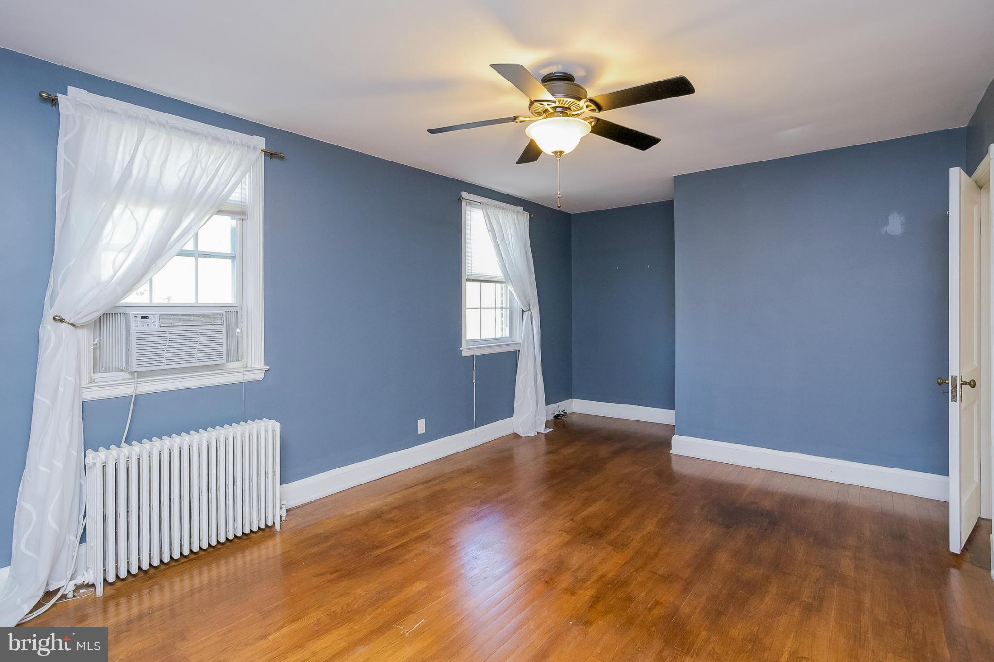 110 Malbrook Road Baltimore, MD 21229 - Photo 14 of 25 Bedroom (Master)
