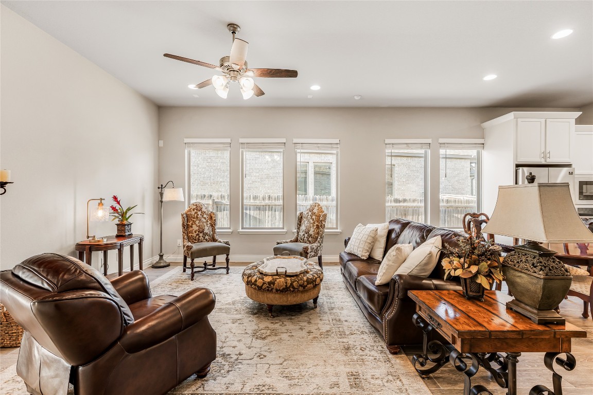 220 Freeman Loop Liberty Hill, TX 78642 - Photo 15 of 40