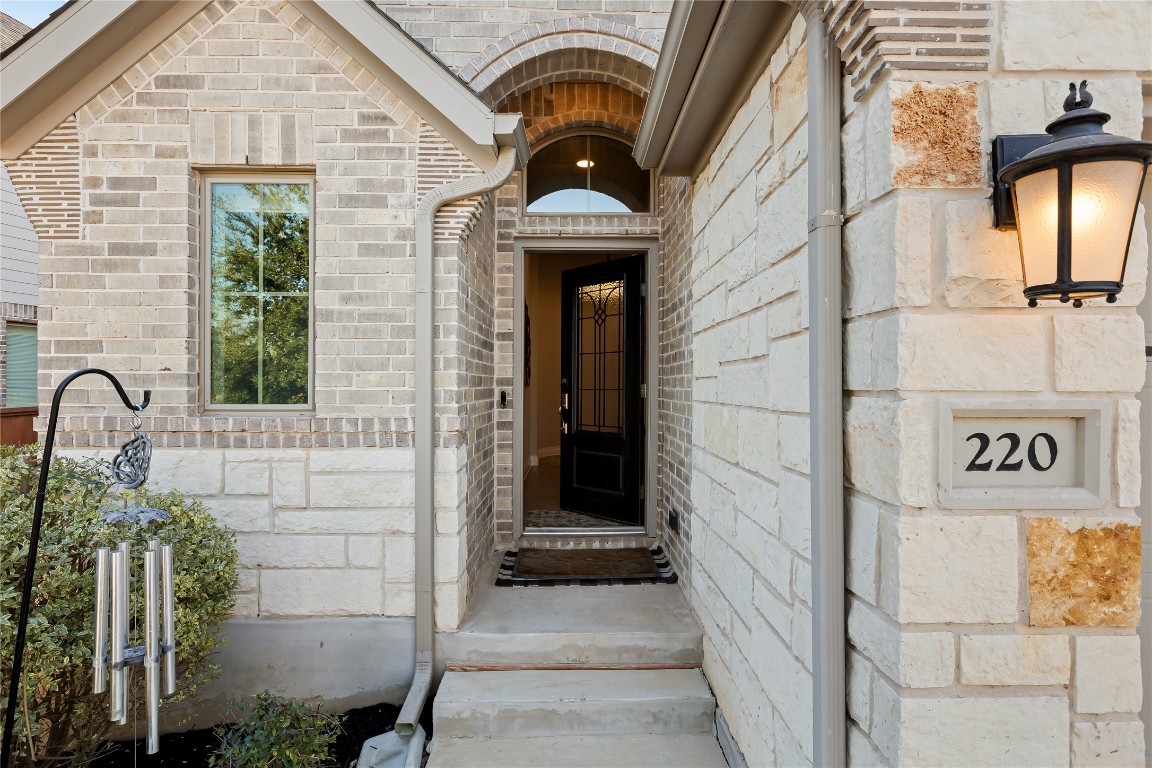 220 Freeman Loop Liberty Hill, TX 78642 - Photo 8 of 40