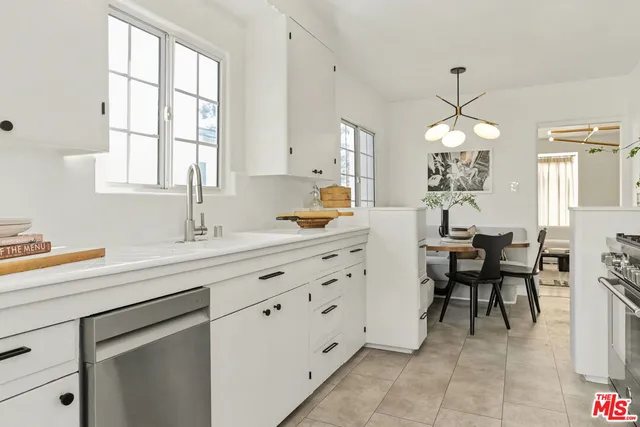 $2,145,000 | 2517 24th Street, Santa Monica, CA 90405