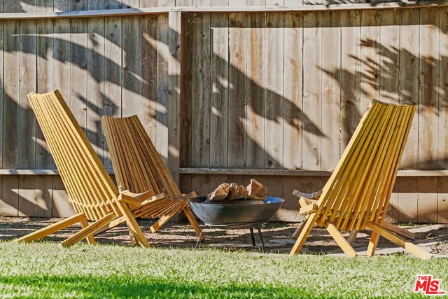 $2,145,000 | 2517 24th Street, Santa Monica, CA 90405