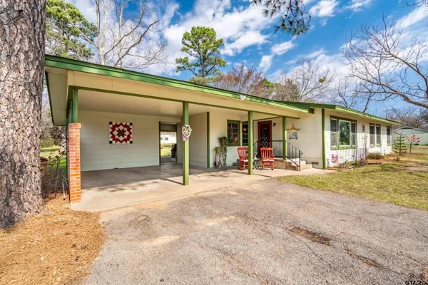 $289,000 | 609 East Quitman Street, Alba, TX 75410