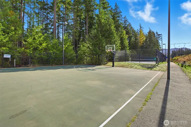 a view of outdoor space