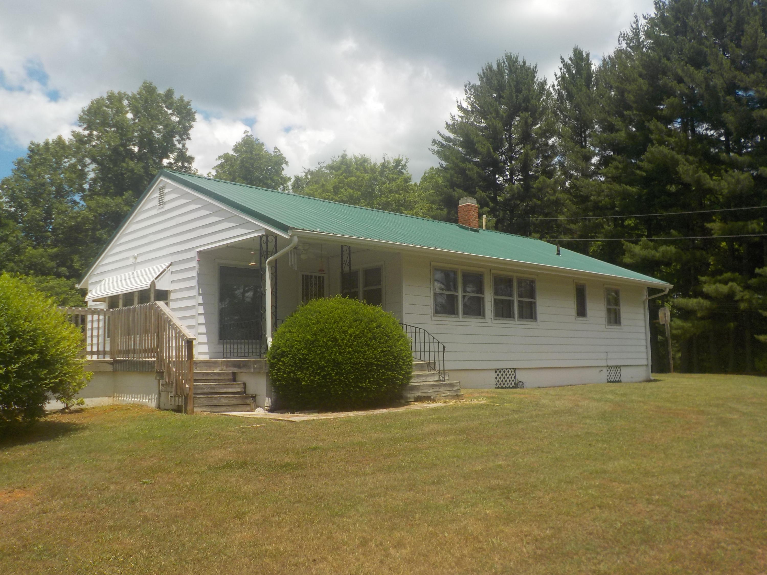 7131 Rutledge Pike Rutledge, TN 37861 - Photo 1 of 18 004