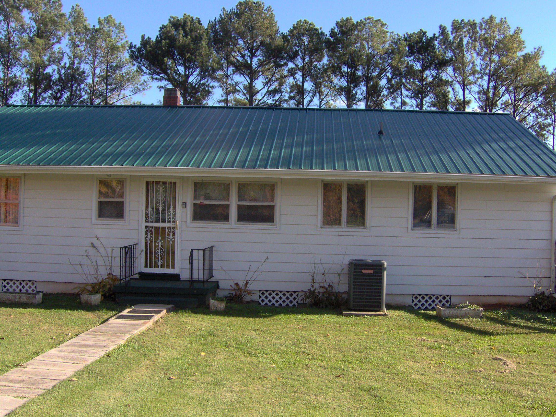 7131 Rutledge Pike Rutledge, TN 37861 - Photo 3 of 18 021
