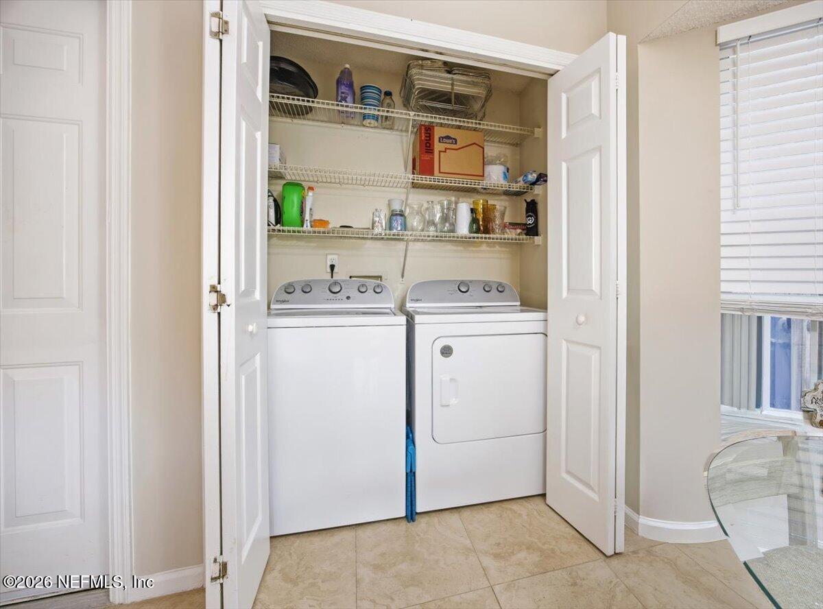 4544 Singletary Road Jacksonville, FL 32257 - Photo 22 of 36 20-Laundry