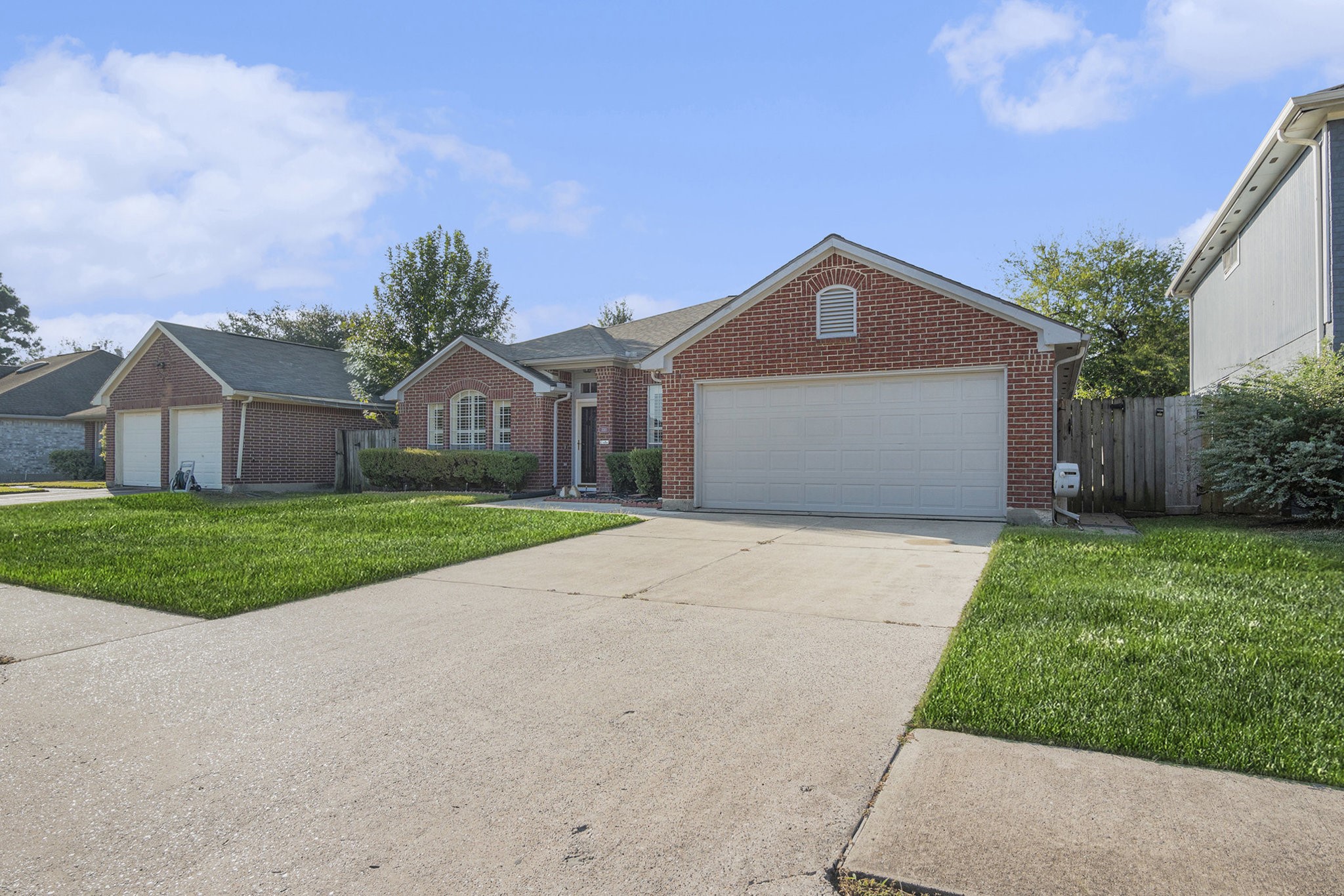 3315 Mourning Dove Drive Spring, TX 77388 - Photo 3 of 44 a front view of house with yard and green space