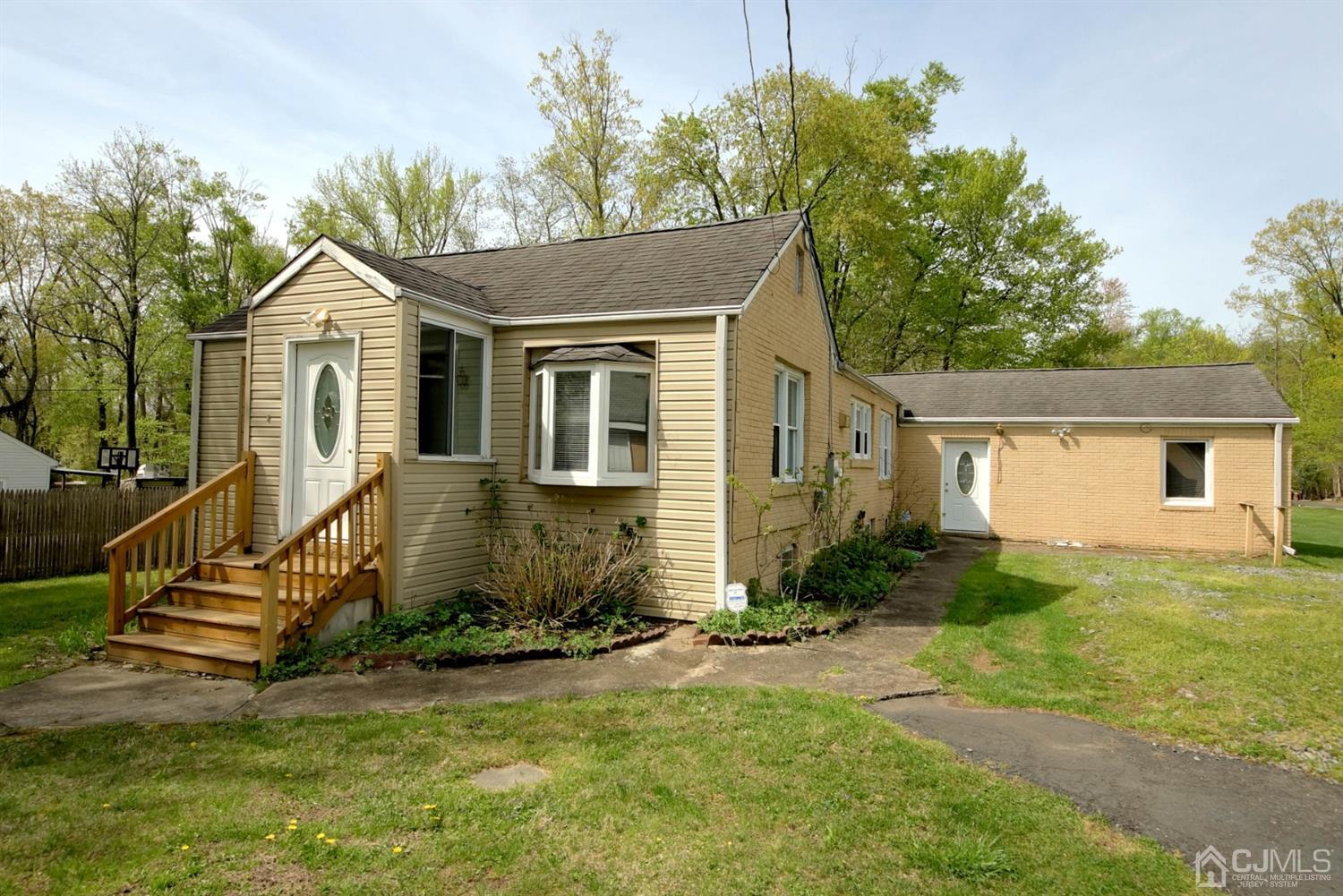 305 New Road Monmouth Junction, NJ 08852 - Photo 1 of 39 Gallery Image 1