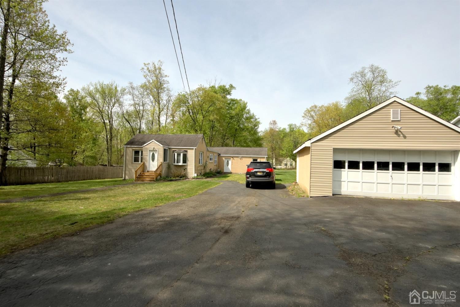 305 New Road Monmouth Junction, NJ 08852 - Photo 2 of 39 Gallery Image 2