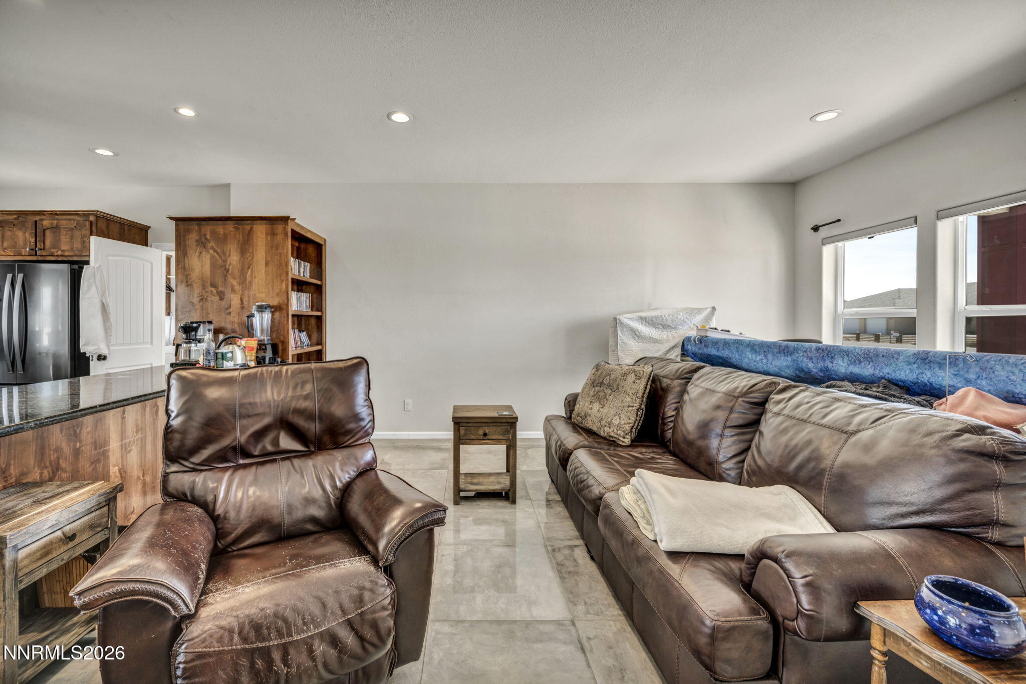 1286 Sky Ridge Drive Fallon, NV 89406 - Photo 17 of 49 a living room with furniture and a couch