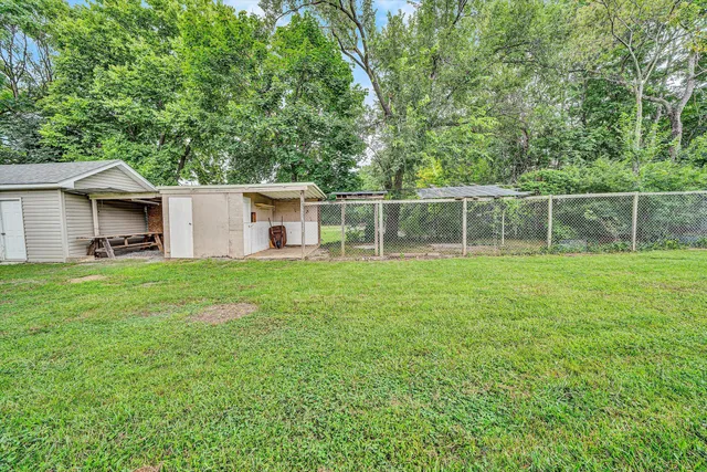 $367,000 | 5001 Hildebrand Road Northwest, Roanoke, VA 24012