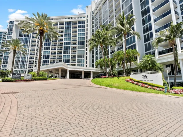 $670,000 | 10275 Collins Avenue, Unit 529, Bal Harbour, FL 33154