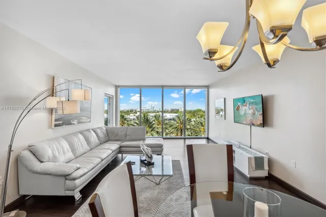 $670,000 | 10275 Collins Avenue, Unit 529, Bal Harbour, FL 33154