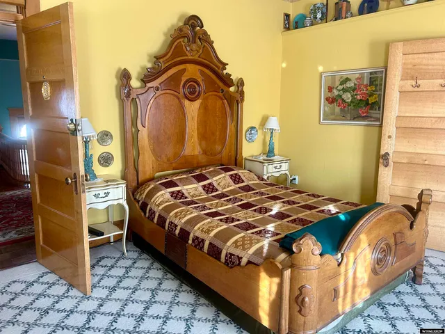 $750,000 | 607 West Maple Street, Rawlins, WY 82301