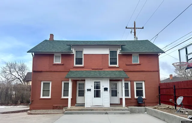 $750,000 | 607 West Maple Street, Rawlins, WY 82301