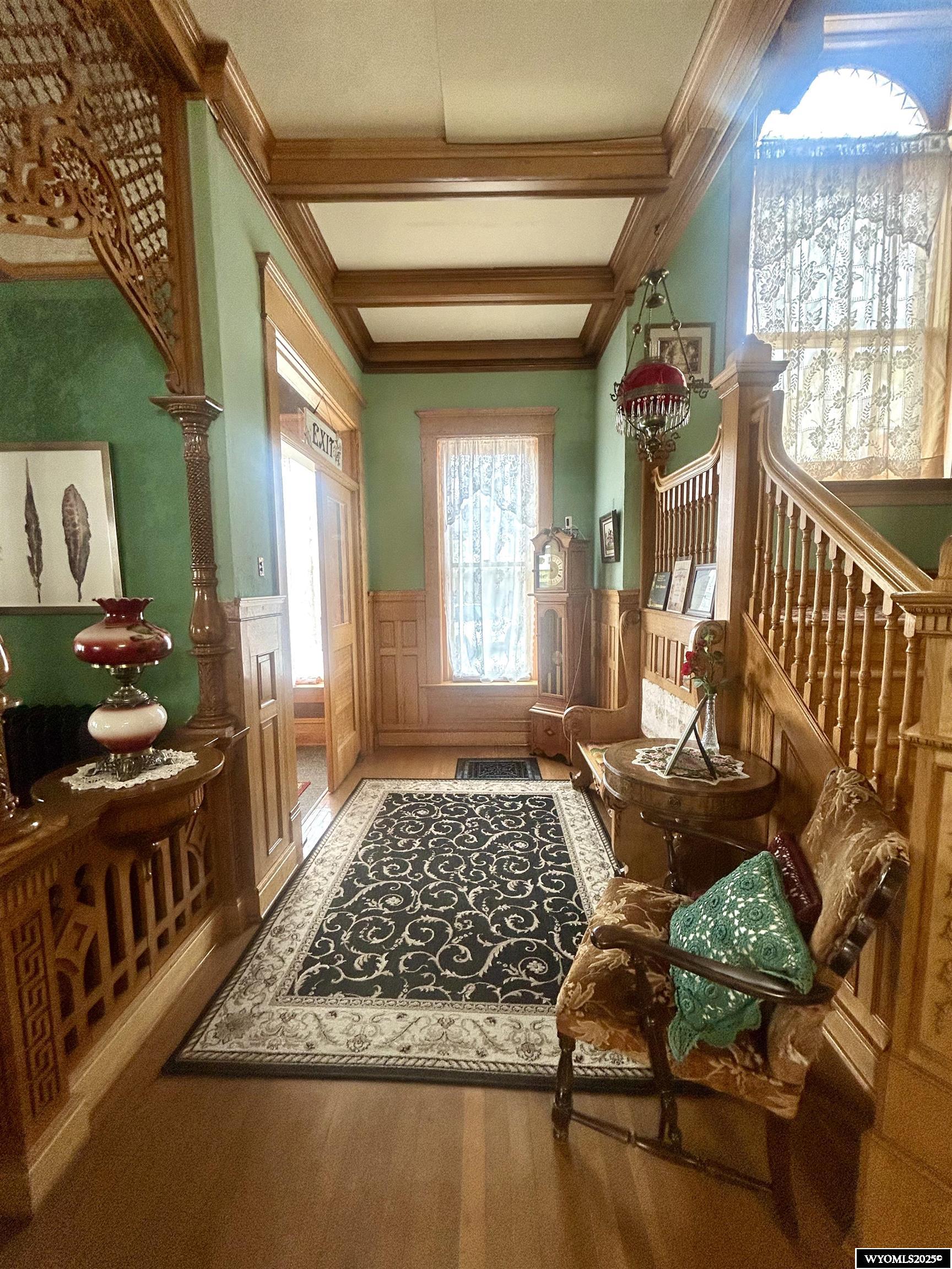 607 West Maple Street Rawlins, WY 82301 - Photo 4 of 47