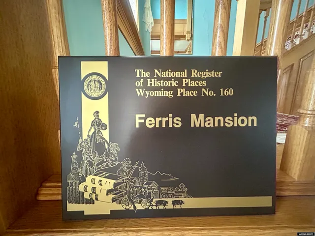 $750,000 | 607 West Maple Street, Rawlins, WY 82301