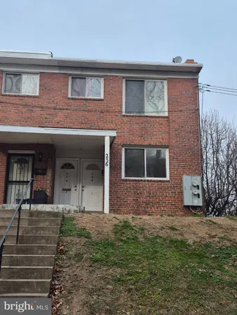 $455,000 | 236 Varnum Street Northeast, Washington, DC 20011