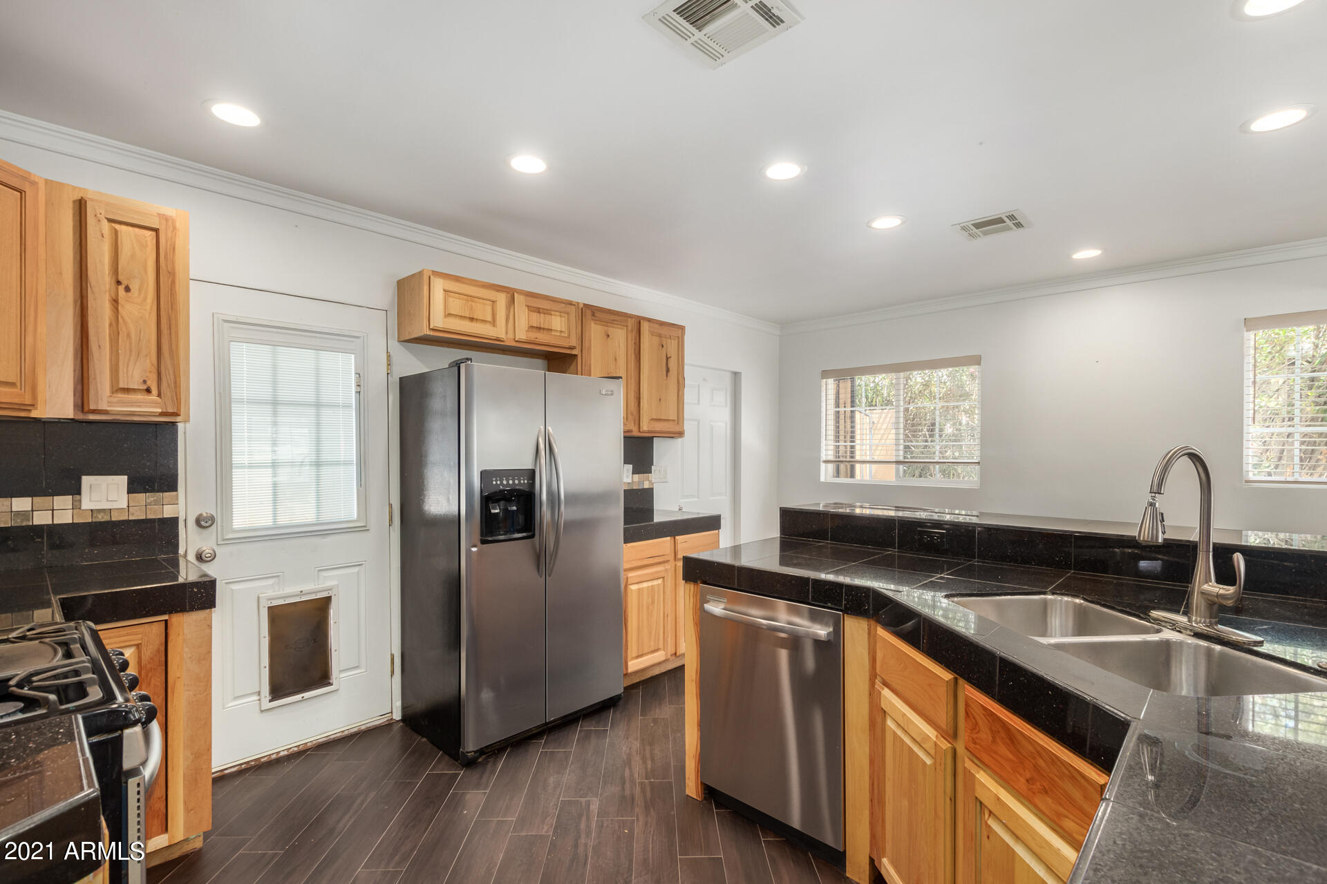 216 West Roma Avenue Phoenix, AZ 85013 - Photo 8 of 26 0008-Roma 8