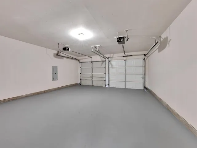 $3,725 | 235 Yale Boulevard, Glenn Heights, TX 75154