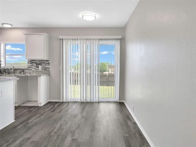 $3,725 | 235 Yale Boulevard, Glenn Heights, TX 75154