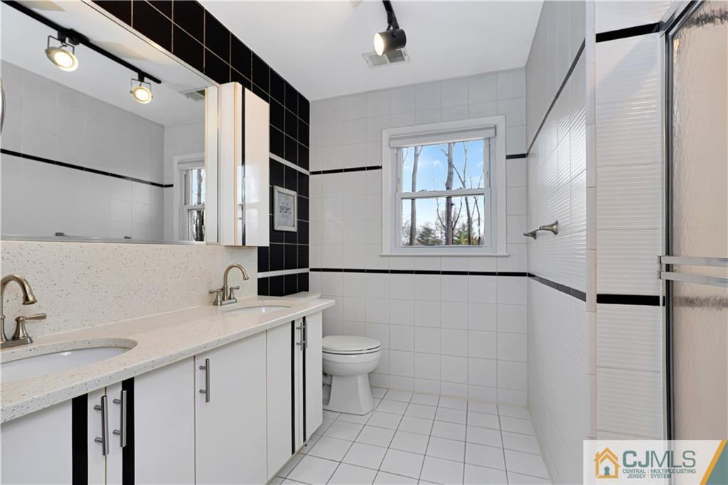 5 Cherokee Road East Brunswick, NJ 08816 - Photo 24 of 42 Gallery Image 24