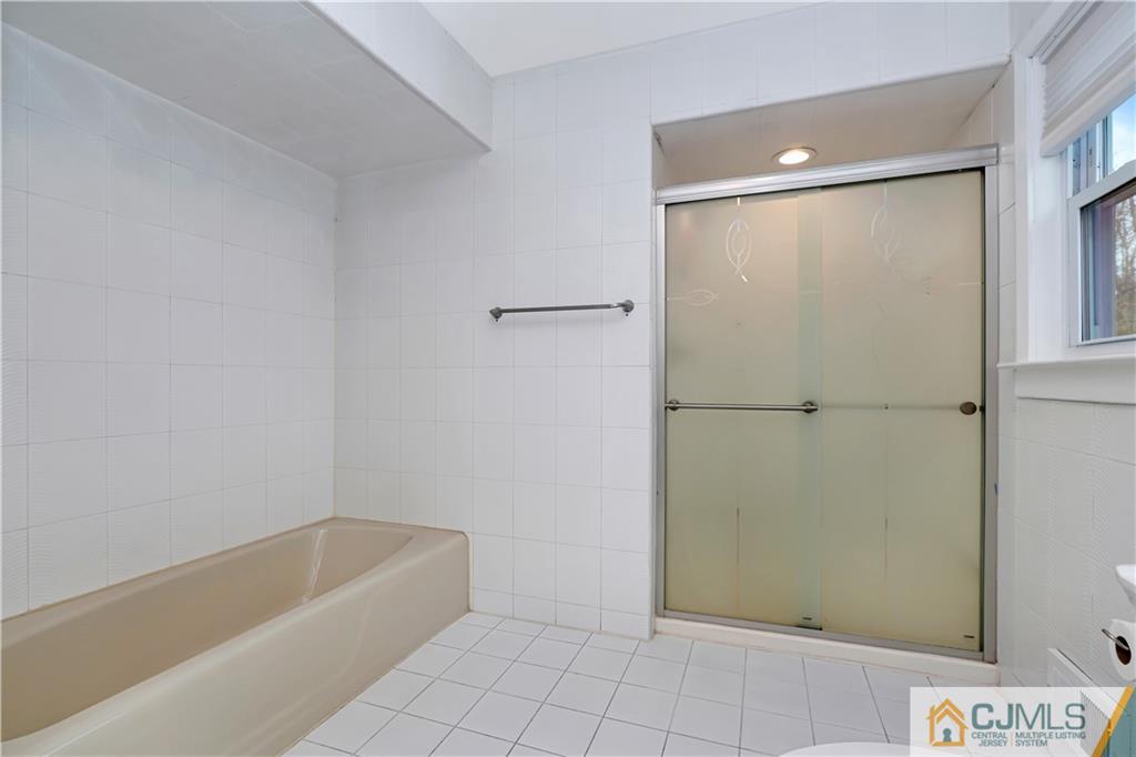 5 Cherokee Road East Brunswick, NJ 08816 - Photo 29 of 42 Gallery Image 29