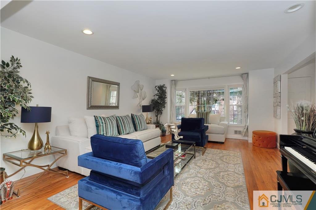 5 Cherokee Road East Brunswick, NJ 08816 - Photo 9 of 42 Gallery Image 9