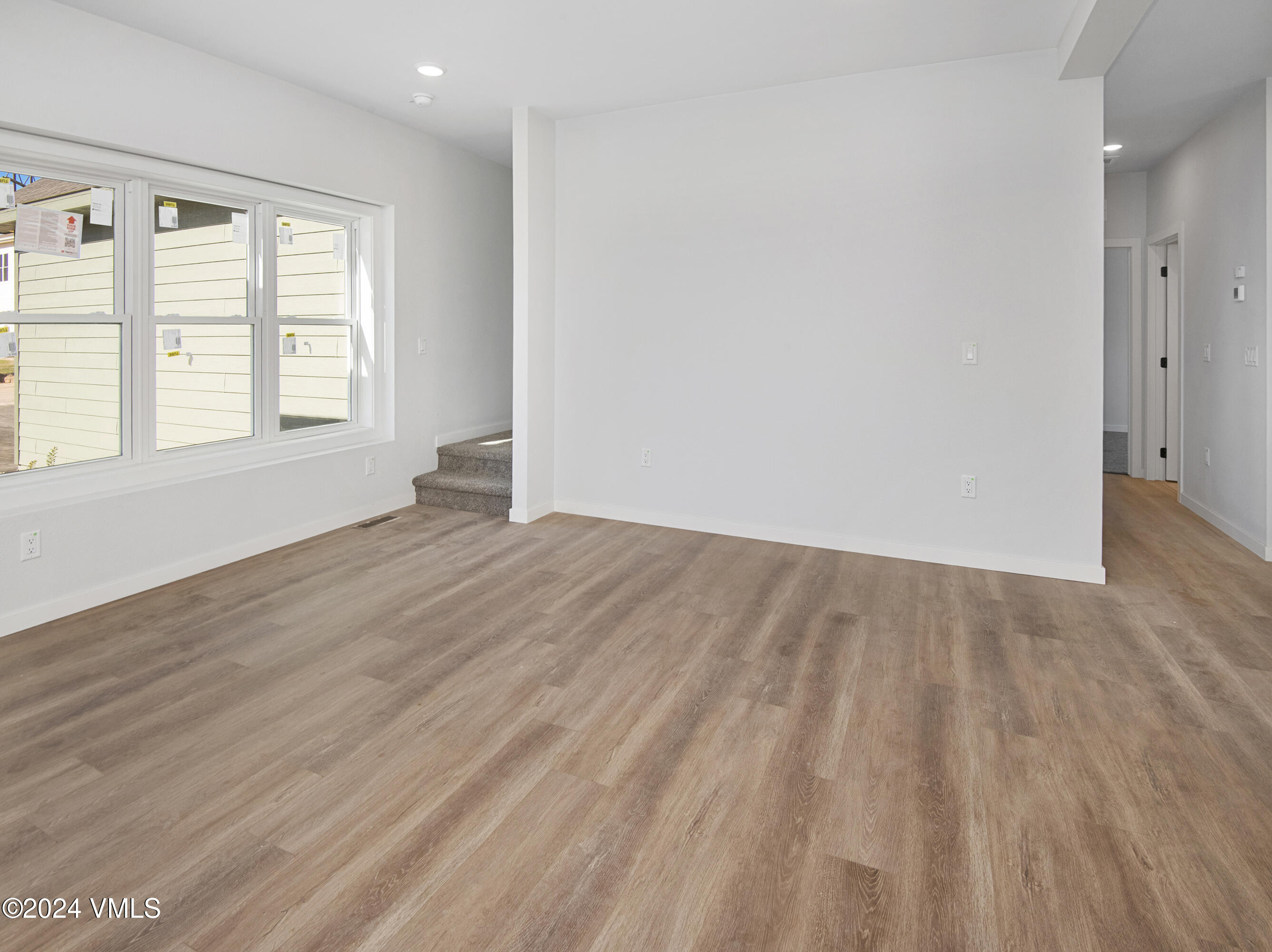 470 Blackhawk Road Gypsum, CO 81637 - Photo 14 of 42 335-Blackhawk-Rd-Web_05