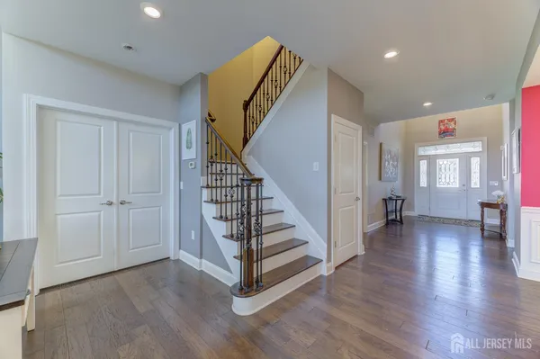 $5,800 | 6 Michelangelo Drive, Monmouth Junction, NJ 08852