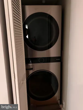 $2,700 | 1001 North Randolph Street, Unit 905, Arlington, VA 22201