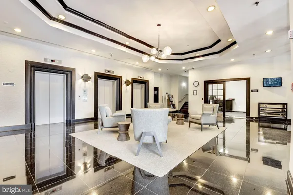 $2,700 | 1001 North Randolph Street, Unit 905, Arlington, VA 22201