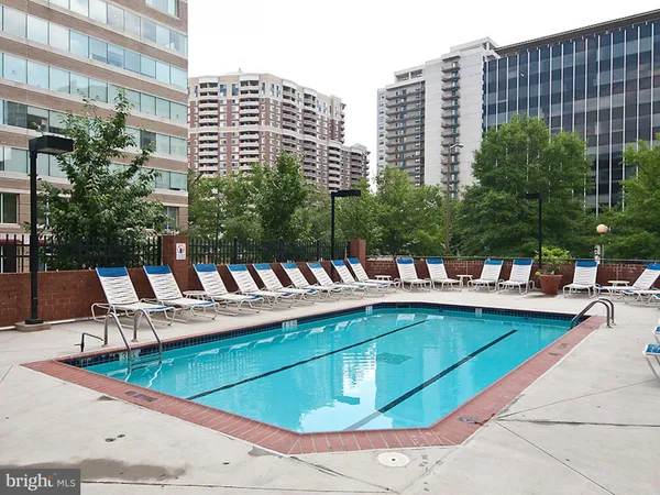 $2,700 | 1001 North Randolph Street, Unit 905, Arlington, VA 22201