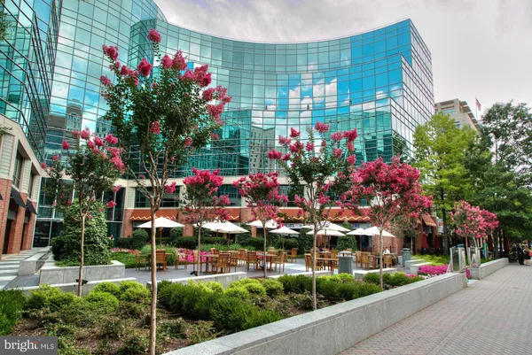 $2,700 | 1001 North Randolph Street, Unit 905, Arlington, VA 22201